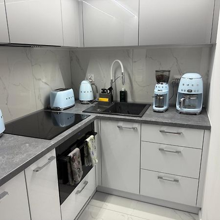 Apartament Z Basenem I Kominkiem ,,Baltic Sun” Sztutowo Buitenkant foto